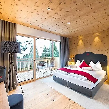 Adler Hotell Damuels