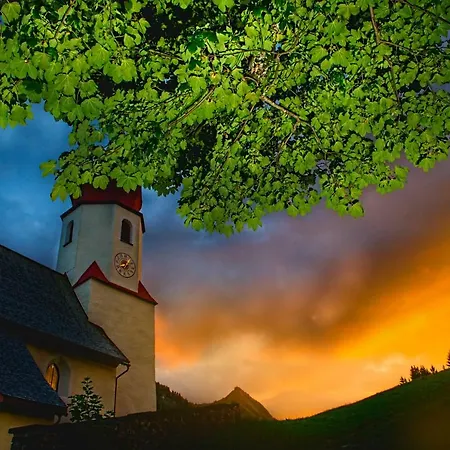 Adler ダーミュルス