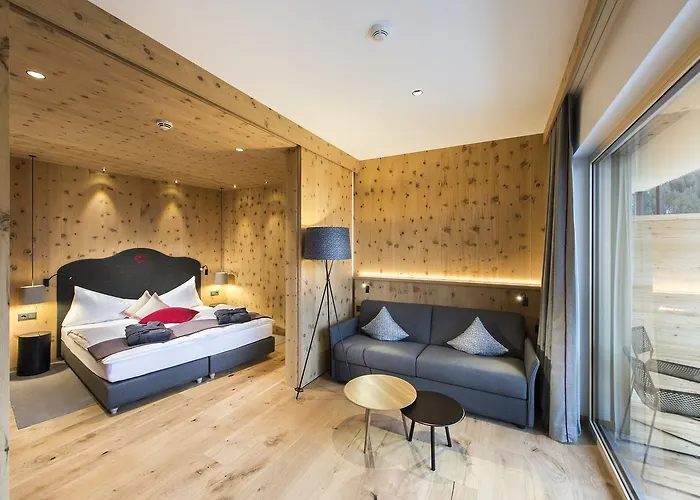 Adler 4* ダーミュルス